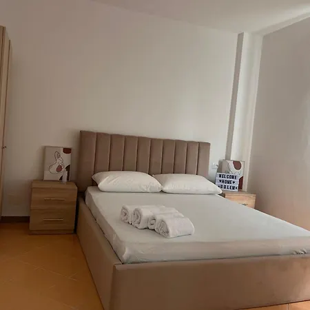 Appartement Me Qera Golem (Tirana)