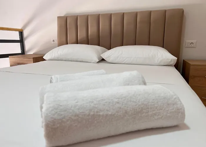 Me Qera Apartment Golem (Tirana)