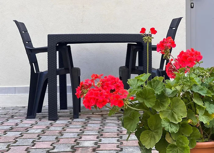 Apartment Me Qera Golem (Tirana)